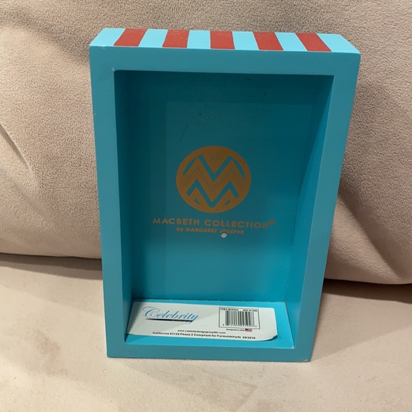 Wooden Christmas Sign - Baby it’s Cold Outside - Picture 3 of 3